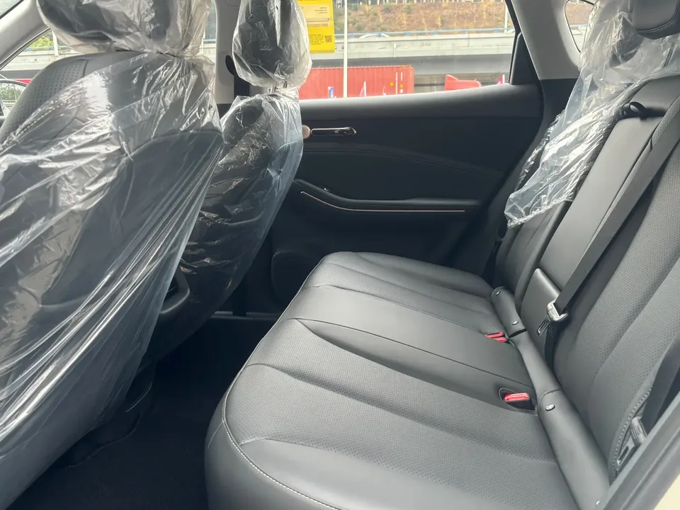Baojun Yunhai EV Baojun Yunhai EV 2026 500km Pure Electric Standard Edition 2025 — миниатюра 5