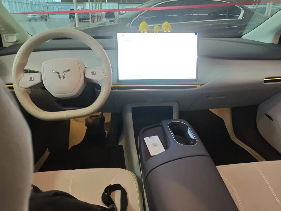 Hongqi Red Flag Tiangong 05 550 Smart Edition 2025 — миниатюра 5