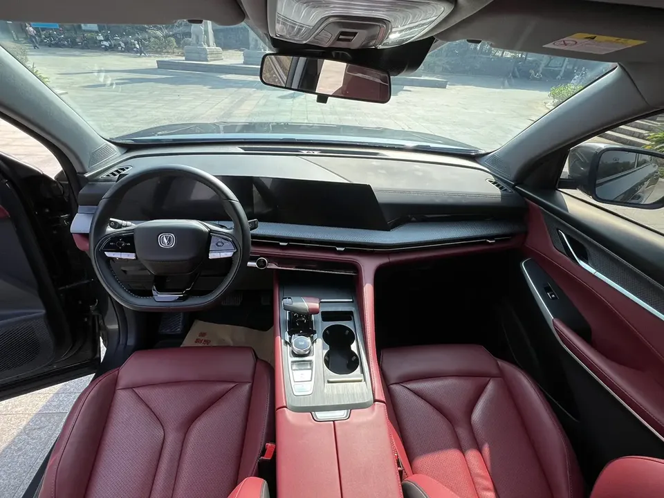Changan CS75PLUS second generation 1.5T automatic exclusive model 2022 — миниатюра 2