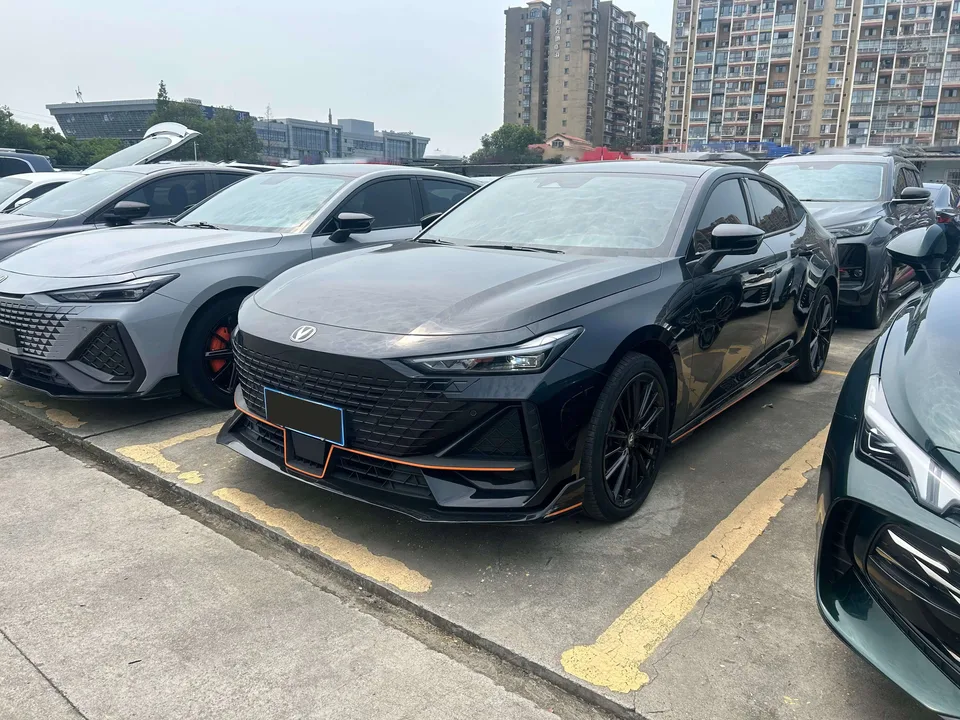 Changan UNI-V 2023