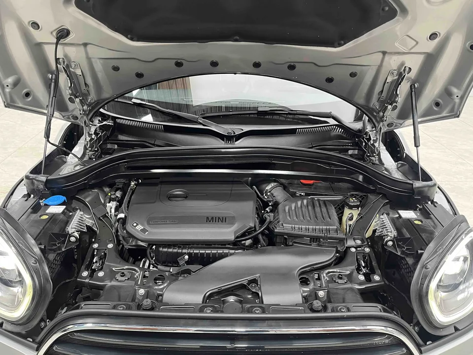 MINI Countryman MINI COUNTRYMAN 2023 facelift 1.5T COOPER ALL4 Connoisseur 2024 — миниатюра 2