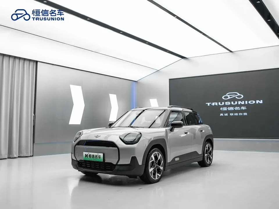 MINI Electric ACEMAN 2024