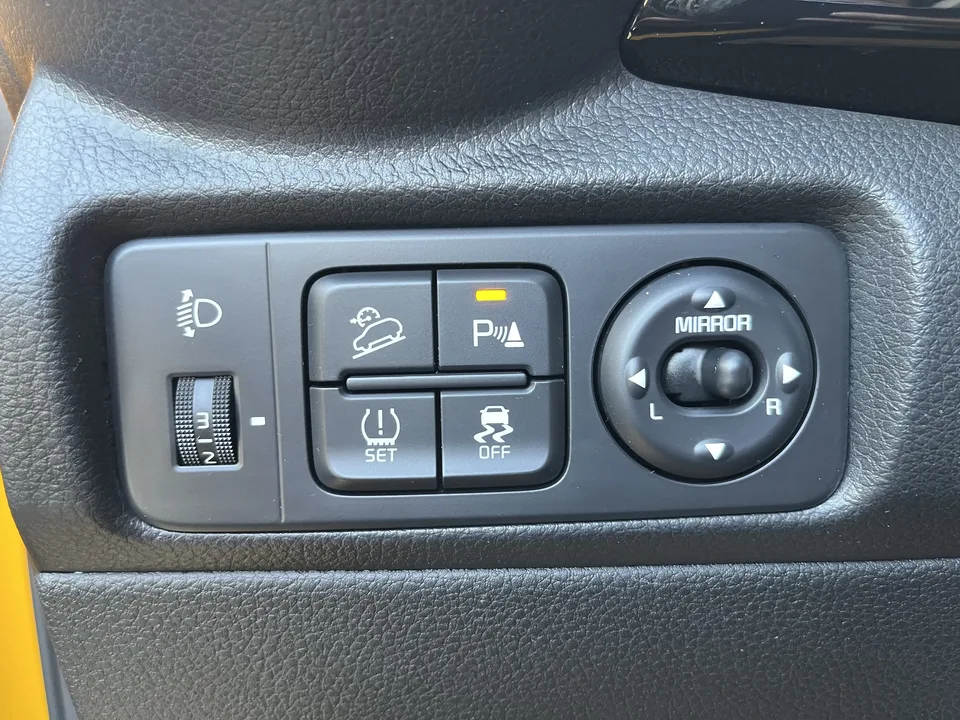 Kia KX1 1.4L CVT fun sunroof model 2022 — миниатюра 4