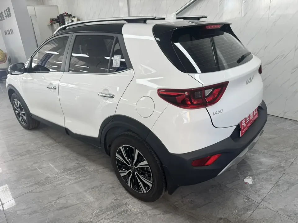 Kia KX1 Yipao 2021 1.4L CVT fun sunroof model 2023 — thumbnail 4