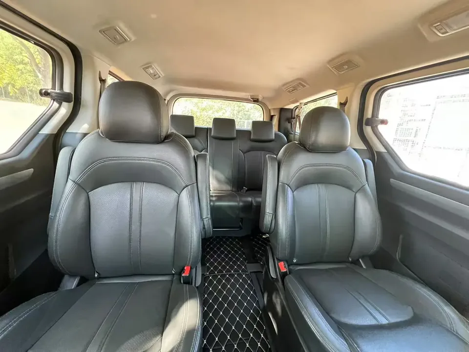 Datong Maxus G10 Maxus G10 2021 2.0T Diesel Manual Smart Edition 7 Seaters 2022 — миниатюра 4