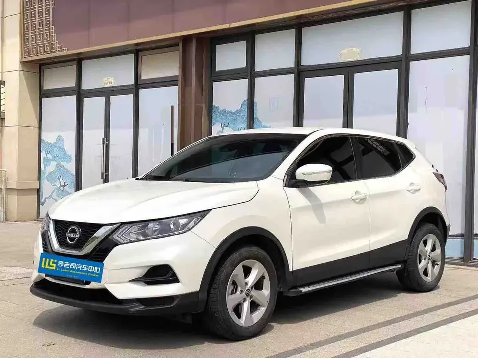 Nissan Qashqai Classic 2.0L Comfort Edition 2024 — фото 1, купить с доставкой в Москву
