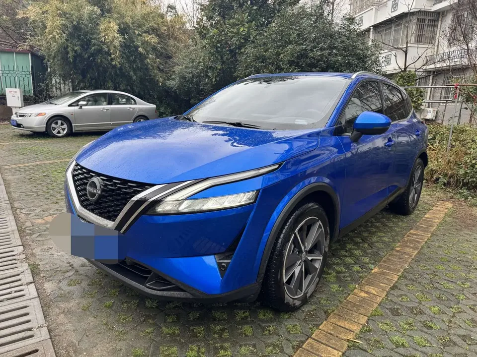 Nissan Qashqai 1.3T Pilot Edition 2023 — фото 1, купить с доставкой в Москву