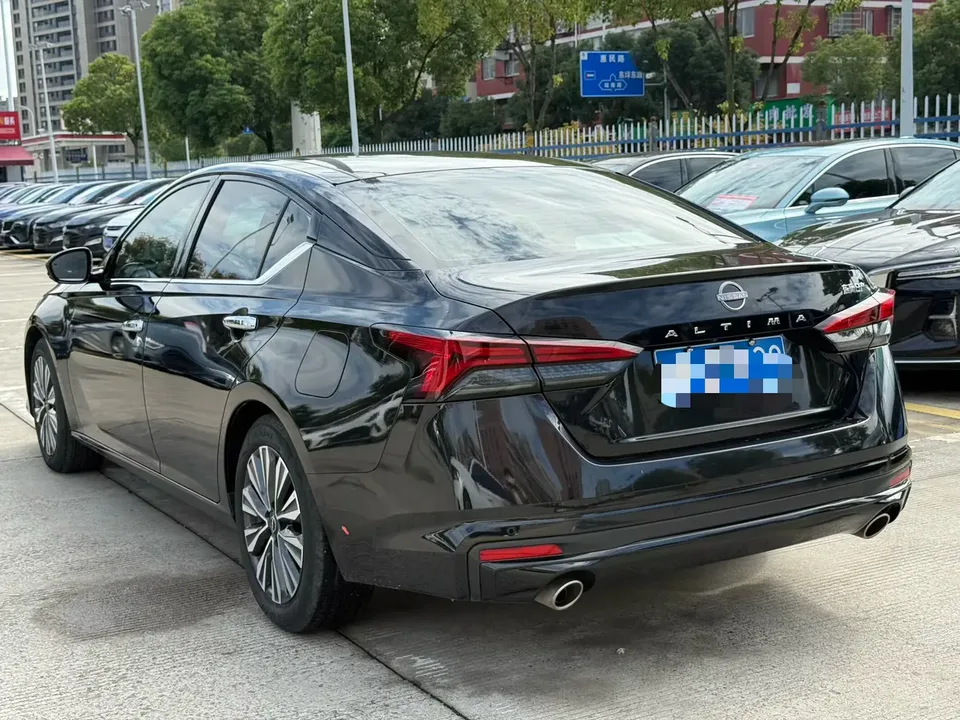 Nissan Altima Teana 2022 2.0L XE Pure Edition 2023 — миниатюра 2