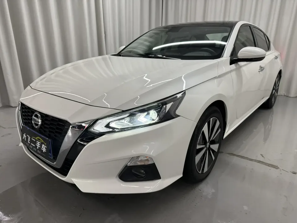Nissan Altima Teana 2021 2.0L XL Comfort Edition 2022 — фото 1, купить с доставкой в Москву
