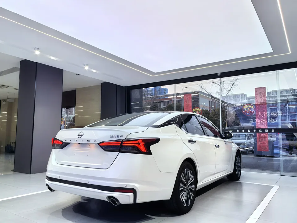 Nissan Altima Teana 2022 Teana 2.0L XL-TLS Enjoy Edition 2023 — thumbnail 2