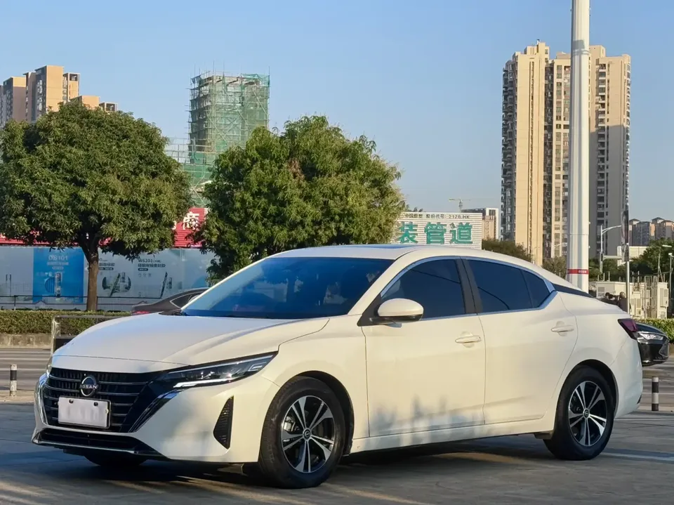 Nissan Sylphy Sylphy 2023 Sylphy 2023 facelift 1.6L CVT Enjoy Edition 2024 — photo 1, buy with delivery to Moscow