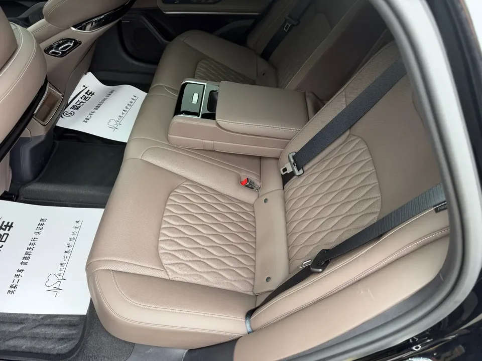 BYD Han DM DM-i Champion Edition 121KM Prestige Edition 2024 — миниатюра 3