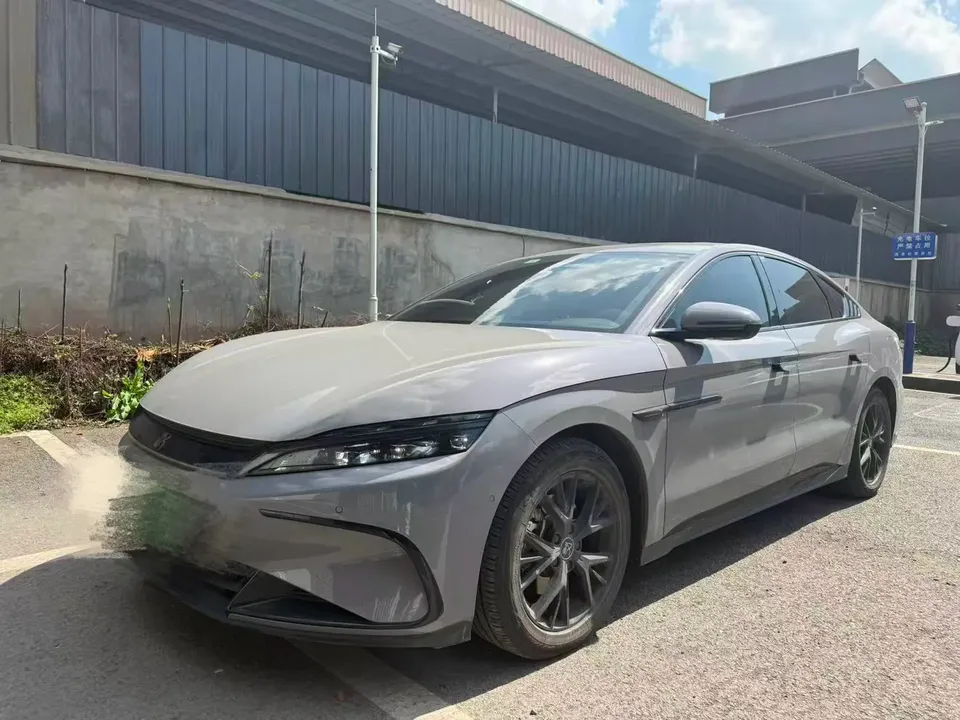 BYD Han DM 2025