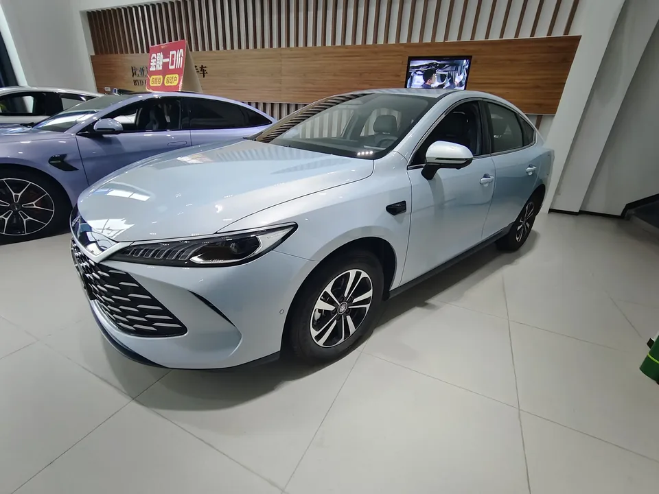 BYD Qin PLUS DM 2025