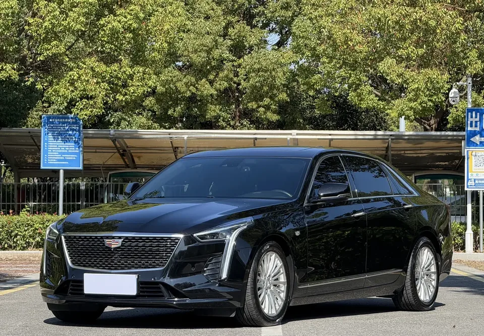 Cadillac CT6 2022