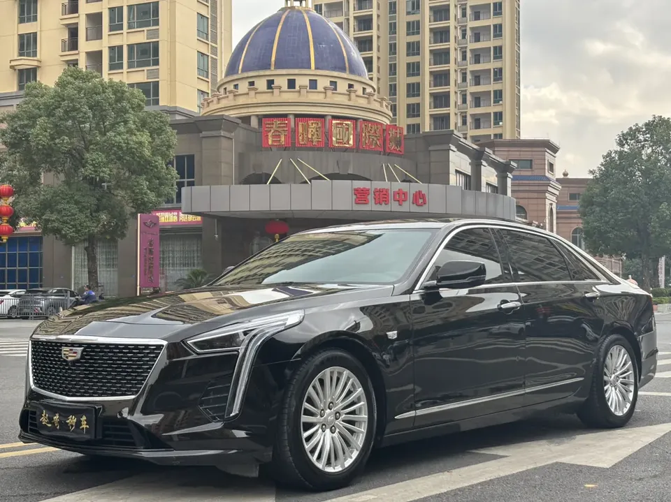 Cadillac CT6 2022