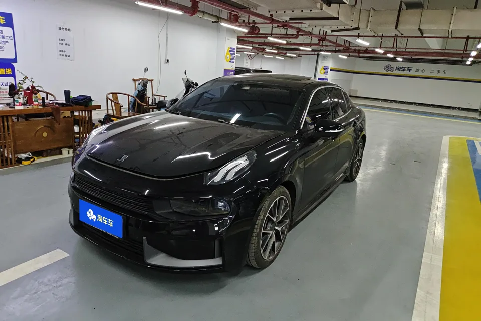 Lynk & Co 03 2022