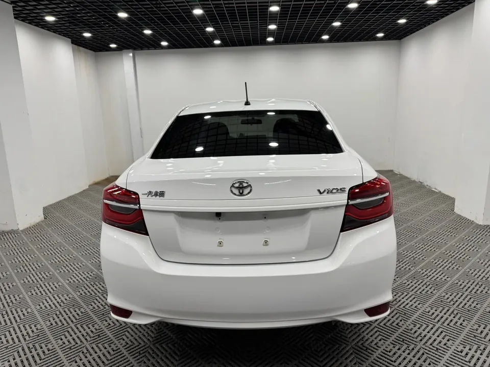 Toyota Vios 1.5L CVT 20th Anniversary Edition 2022 — миниатюра 2