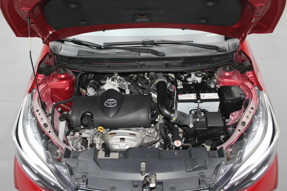Toyota Yaris L YARiS L Zhixuan 2022 Zhixuan X 1.5L CVT luxury PLUS version 2022 — миниатюра 3