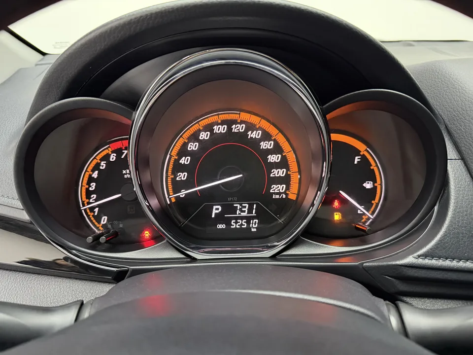Toyota Yaris L YARiS L Zhixuan 2022 Zhixuan X 1.5L CVT luxury PLUS version 2022 — миниатюра 4