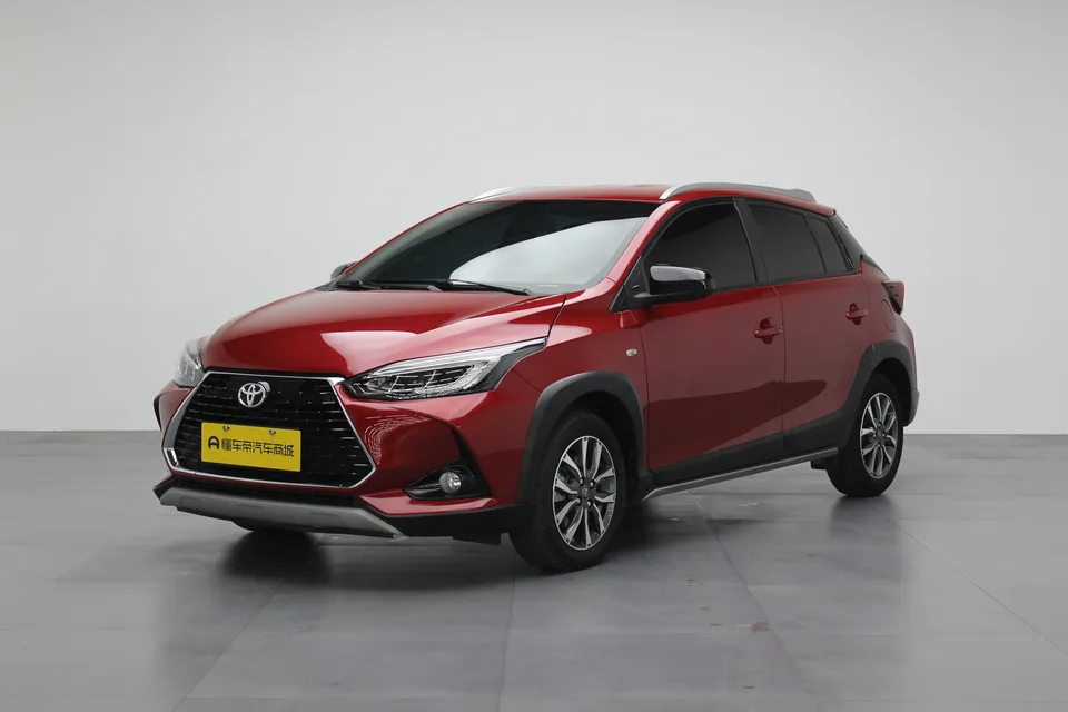Toyota Yaris L 2022