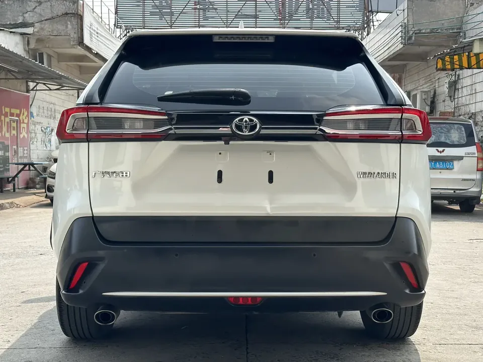Toyota Willanda 2.0L two-wheel drive luxury version 2022 — миниатюра 5