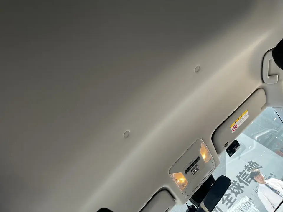 Toyota RAV4 2.0L CVT 2WD Urban Edition 2022 — миниатюра 4