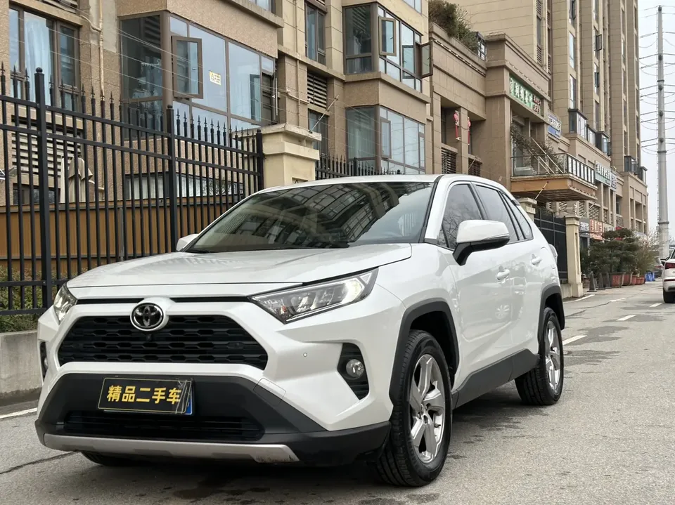 Toyota RAV4 2023