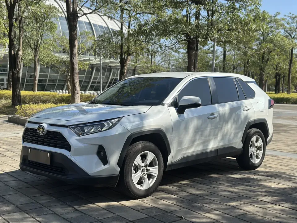Toyota RAV4 2024
