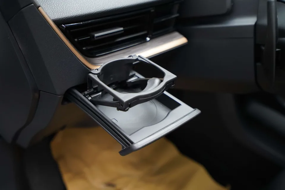 Toyota bZ3 Elite PRO 2023 — миниатюра 4