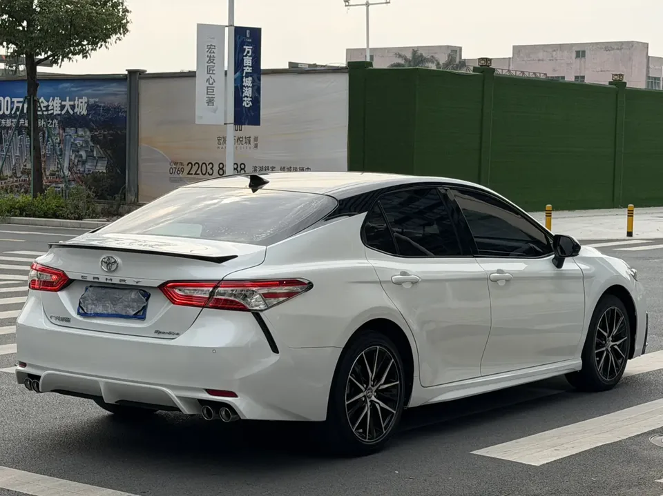 Toyota Camry 2.0S Advanced Edition 2022 — миниатюра 5