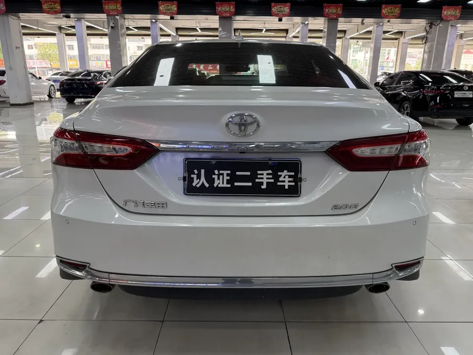 Toyota Camry 2.0G Deluxe Edition 2023 — миниатюра 2