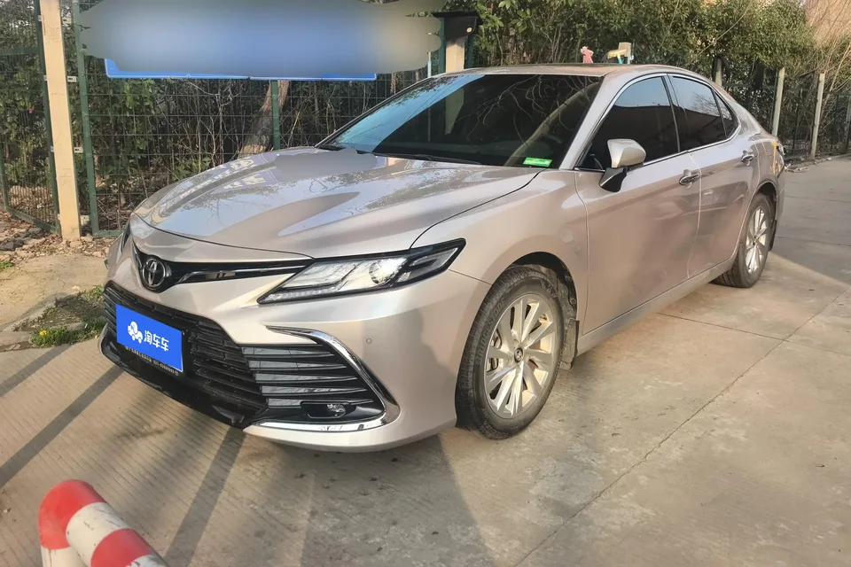 Toyota Camry 2023