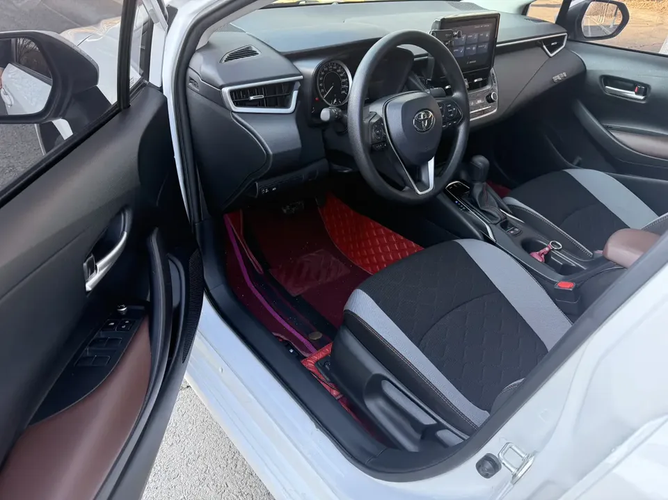 Toyota Corolla 1.2T S-CVT Elite PLUS Edition 2022 — миниатюра 4
