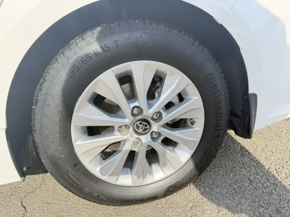 Toyota Corolla 1.5L CVT Pioneer Edition 2022 — миниатюра 2