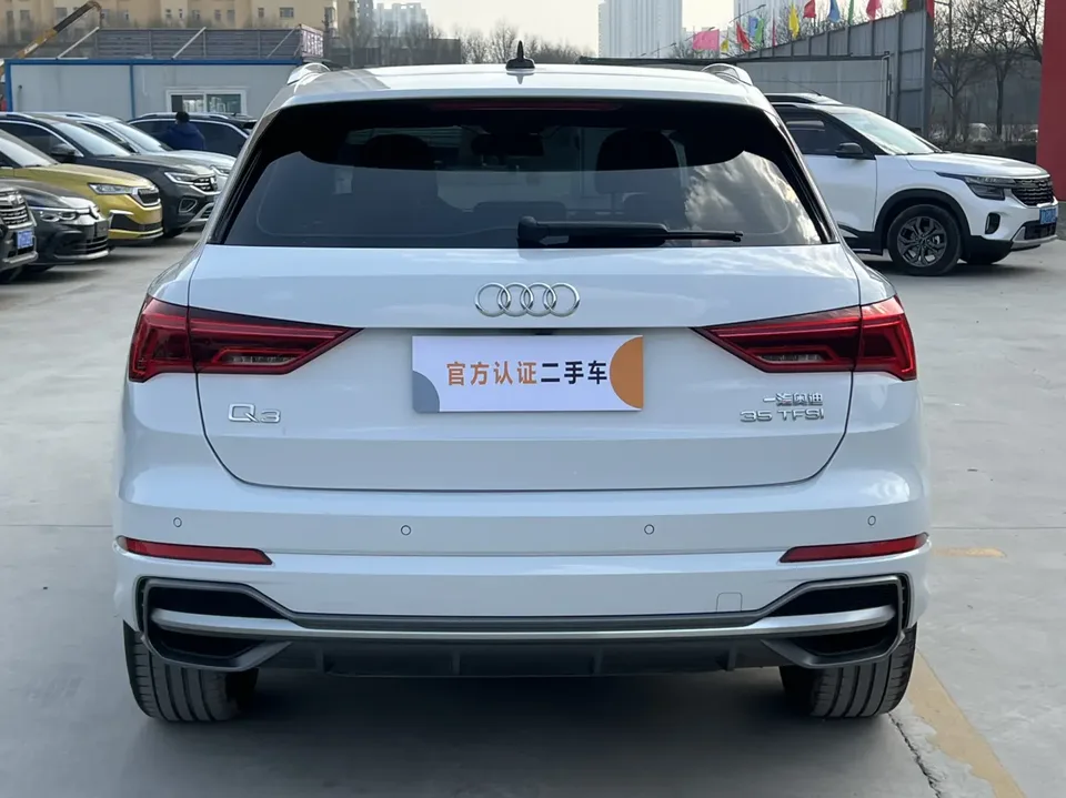 Audi Q3 Audi Q3 2022 35 TFSI Fashionable and Dynamic 2022 — миниатюра 4