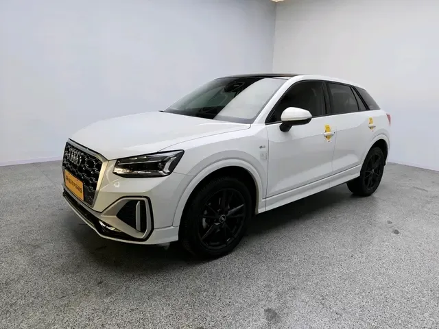 Audi Q2L Audi Q2L 2022 35 TFSI aggressive and dynamic model 2022 — фото 1, купить с доставкой в Москву