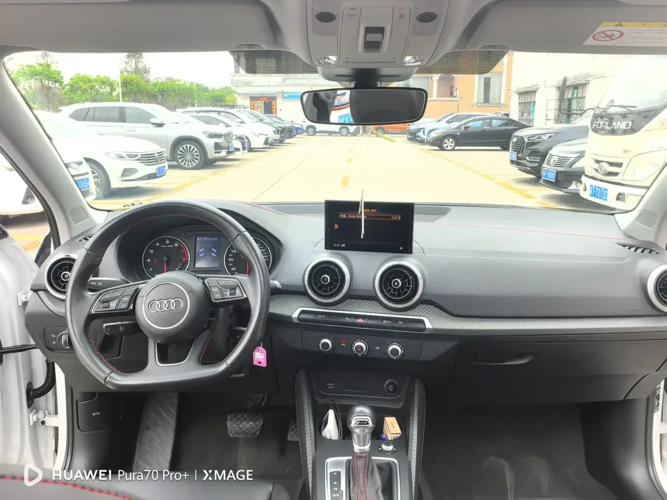 Audi Q2L Audi Q2L 2022 35 TFSI aggressive and dynamic model 2023 — миниатюра 5