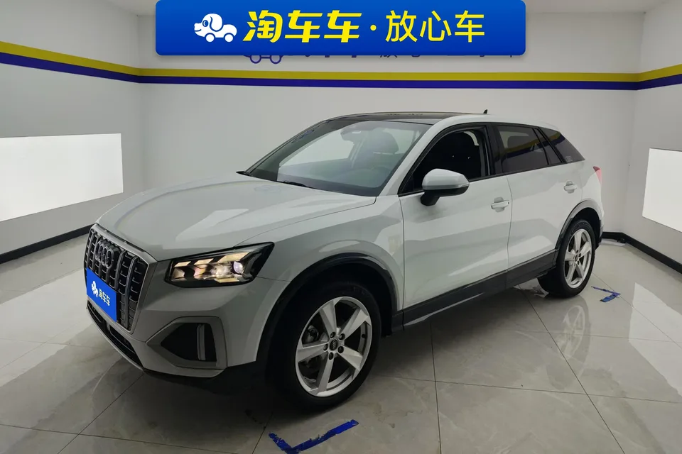 Audi Q2L Audi Q2L 2022 35 TFSI Enterprising and Elegant Model 2023 — фото 1, купить с доставкой в Москву