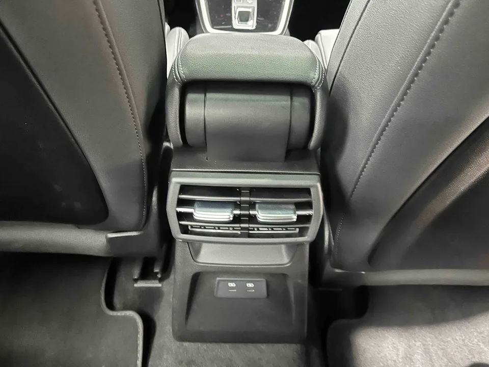 Audi A3 Audi A3 2024 A3L Limousine 35 TFSI Fashionable and Elegant 2025 — миниатюра 4