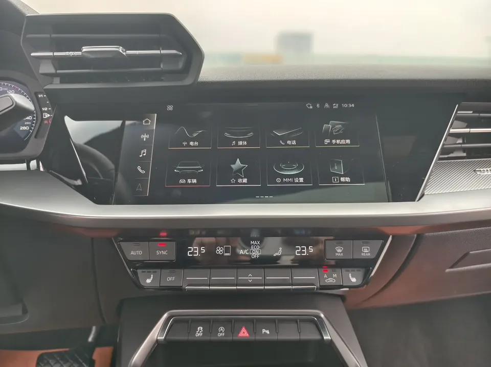 Audi A3 facelift A3L Limousine 35 TFSI stylish and sporty 2023 — миниатюра 4
