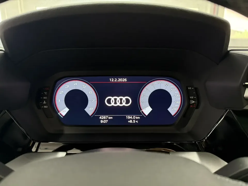 Audi A3 Audi A3 2025 A3L Limousine 35 TFSI Flying Spur Premium Edition 2024 — миниатюра 5