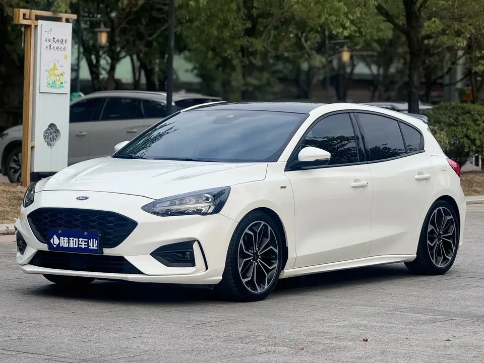 Ford Focus 2022