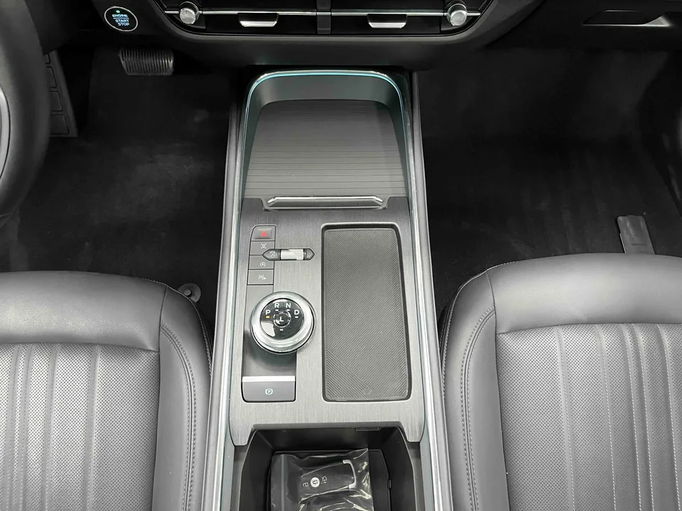 Ford Mondeo 2025 Mondeo EcoBoost 245 Extreme Edition 2024 — миниатюра 5