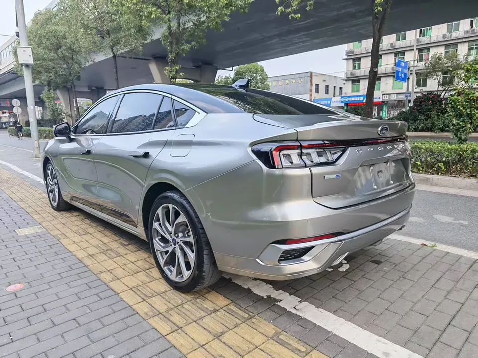 Ford Mondeo 2022