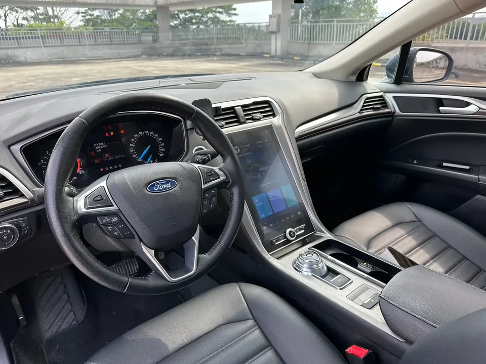 Ford Mondeo Mondeo EcoBoost 180 Fashion Edition 2022 — миниатюра 3