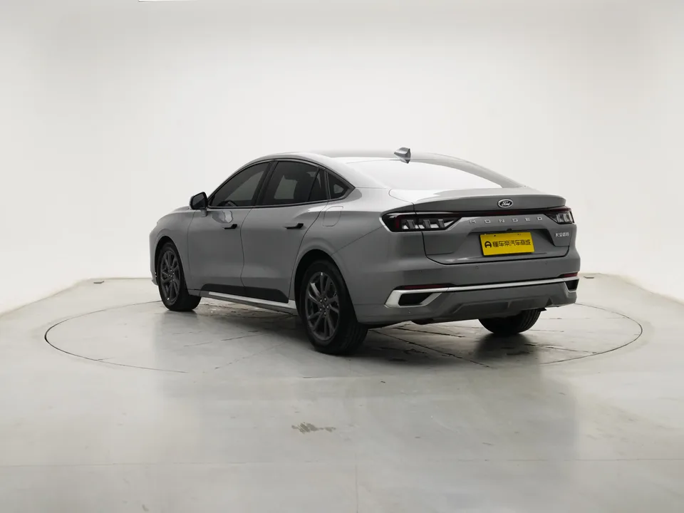 Ford Mondeo Mondeo 2025 EcoBoost 245 Luxury 2025 — миниатюра 2