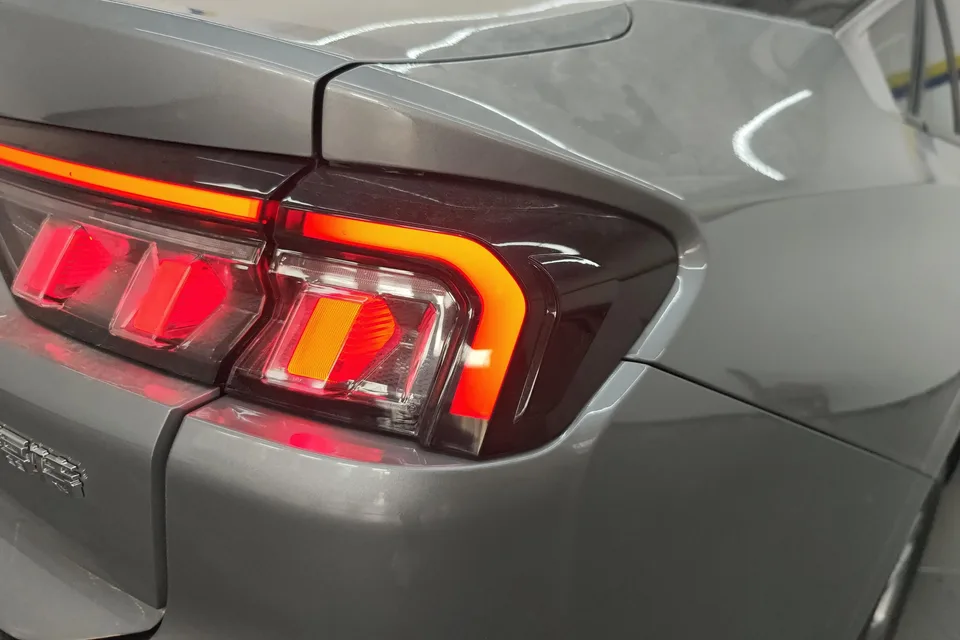 Ford Mondeo Mondeo EcoBoost 245 Luxury 2024 — миниатюра 2