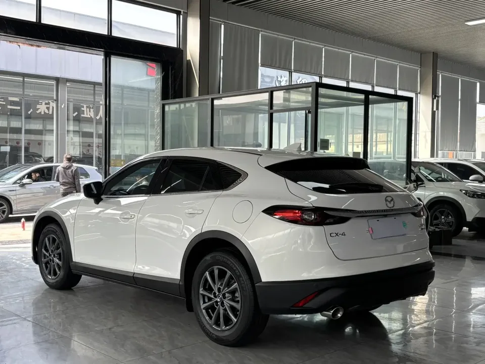 Mazda CX-4 CX-4 2021 Mazda CX-4 2021 2.0L 2WD Blue Sky Exploration Edition 2023 — thumbnail 4