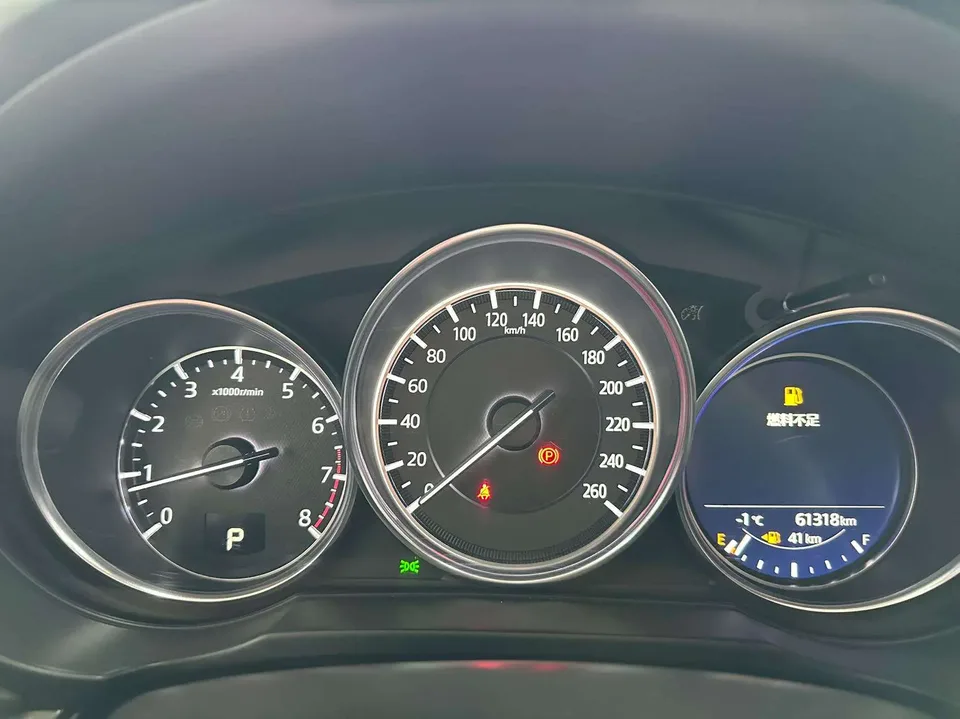 Mazda CX-5 2.0L automatic two-wheel drive Black Knight 2022 — миниатюра 3